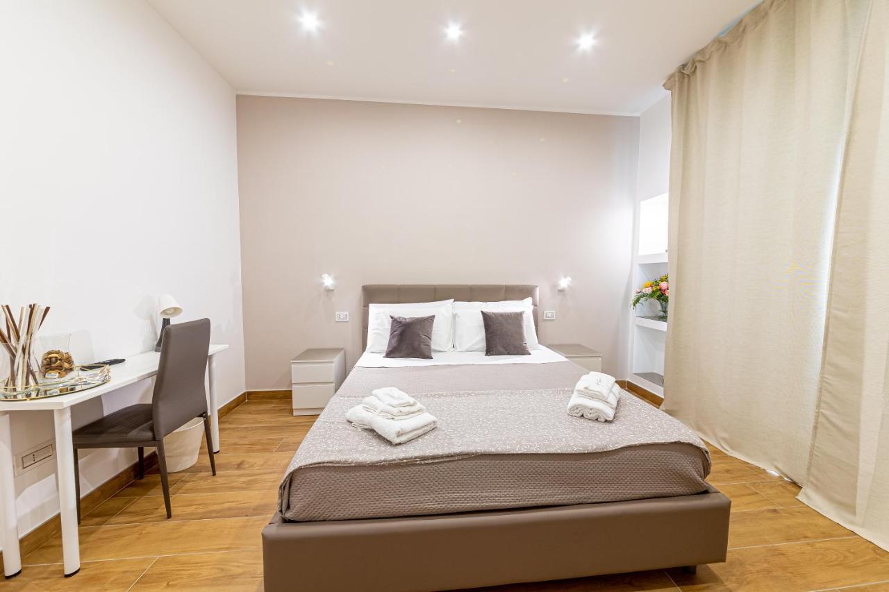White Gold Bed & Breakfast Наполи Екстериор снимка