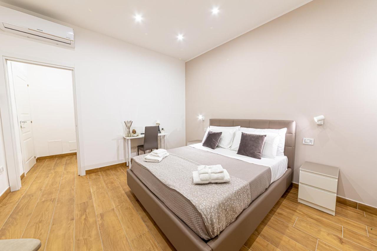 White Gold Bed & Breakfast Наполи Екстериор снимка