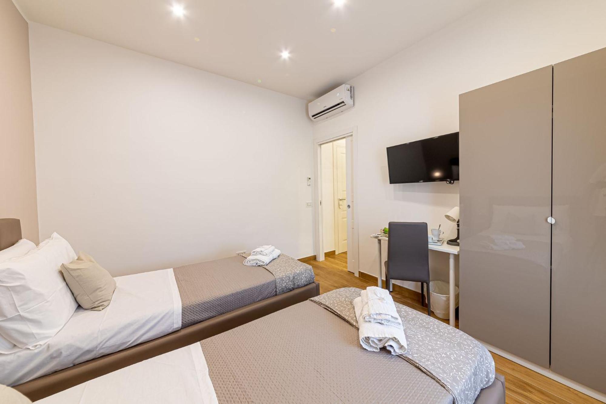 White Gold Bed & Breakfast Наполи Екстериор снимка